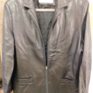 Jones of New York Ladies Size Large Leather Jacket